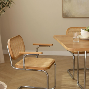 Silla de comedor con reposabrazos